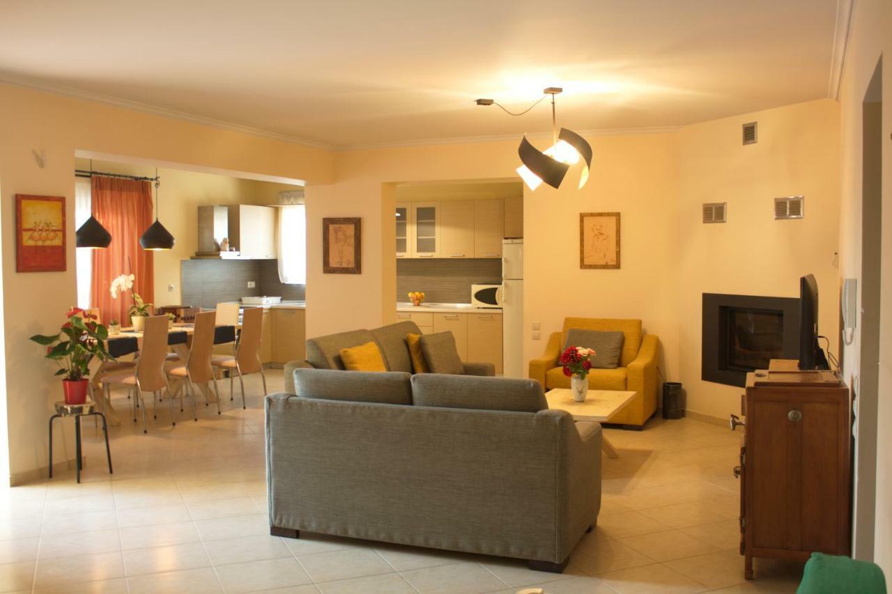 דירות נאפפליו Iro'S House מראה חיצוני תמונה